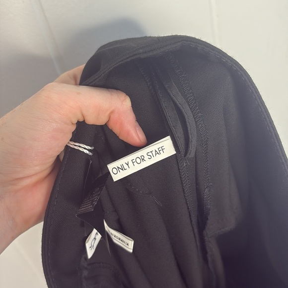 NWT Salvatore Ferragamo Women’s Black Trousers Size US 4 Career Uniform Staff - Picture 9 of 11